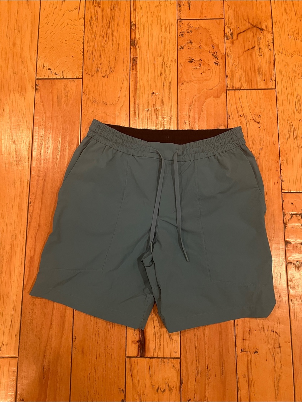 lululemon athletica Men's Drawstring Shorts - Slate Blue